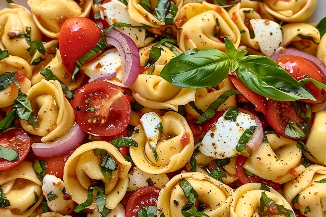 Caprese Tortellini Pasta Salad | Quick, Make-Ahead, Simple