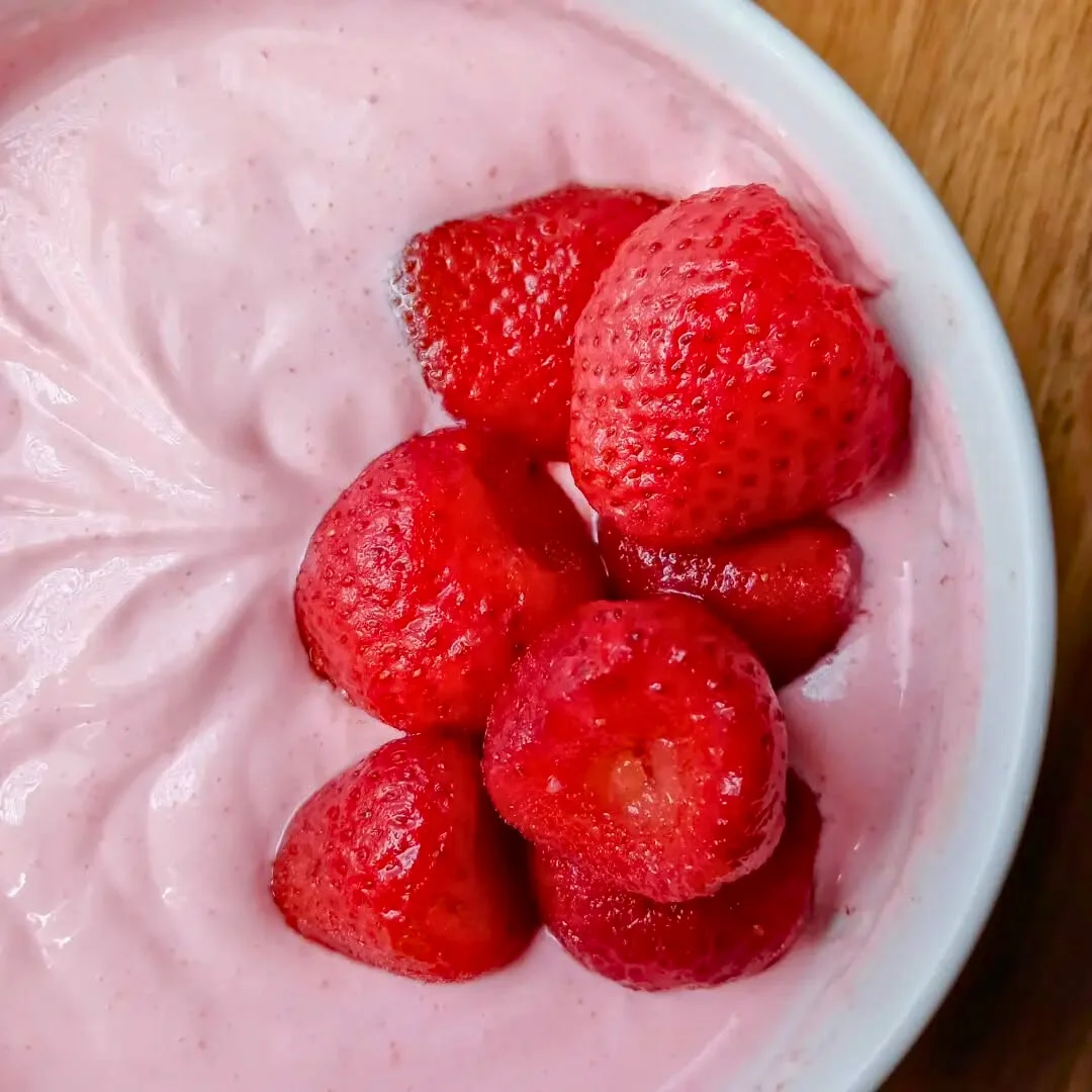 High-Protein Keto Strawberry Mousse 🍓 | Sugar-Free, Low-Carb Dessert with Greek Yogurt