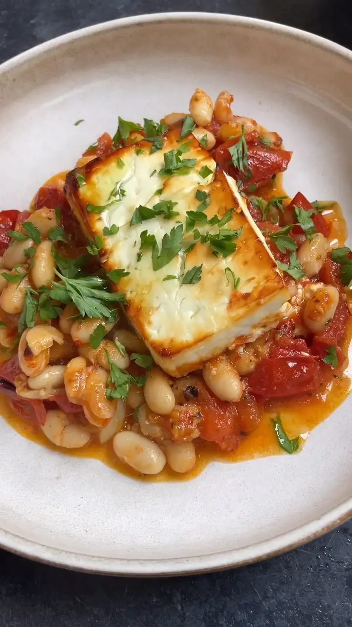 Baked Feta with Spicy Tomato Beans – A Summer-Inspired Mediterranean Delight