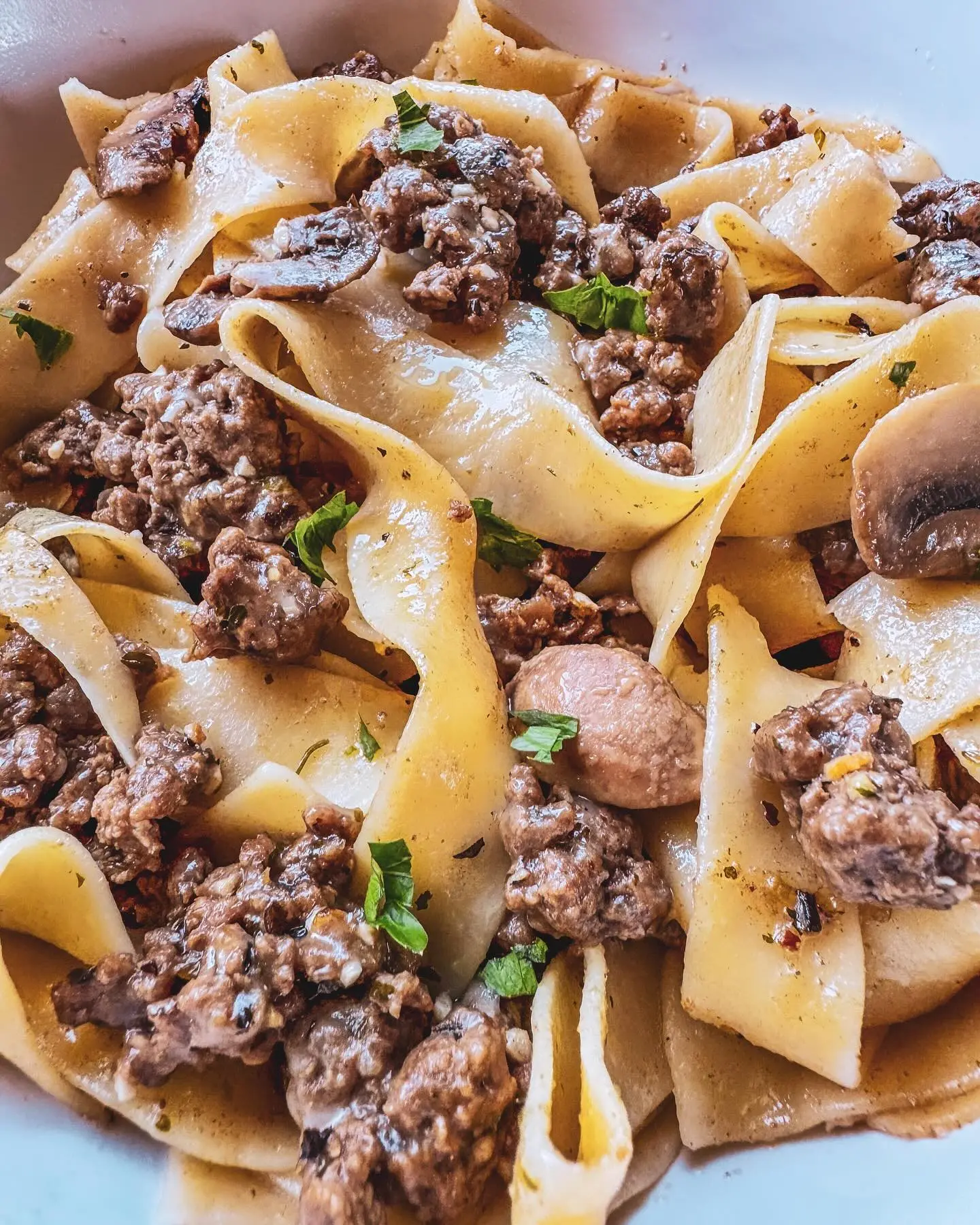 Creamy Beef and Mushroom Pappardelle Pasta with Garlic