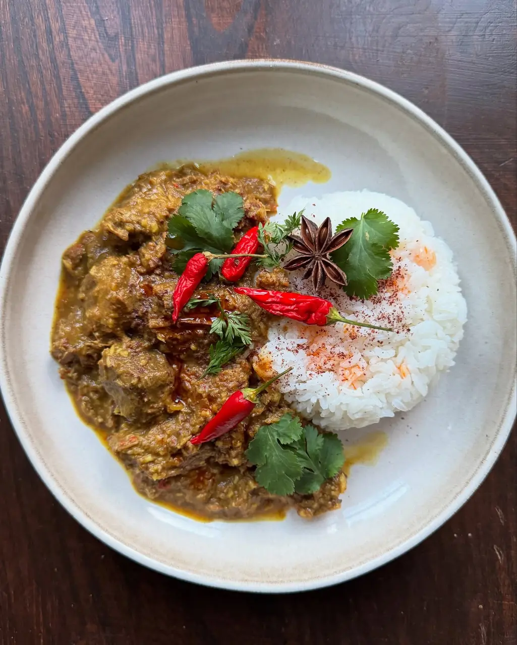 Slow-Cooked Beef Rendang — Rich Malay Coconut Curry (Halal, One-Pot, Make-Ahead Dinner)